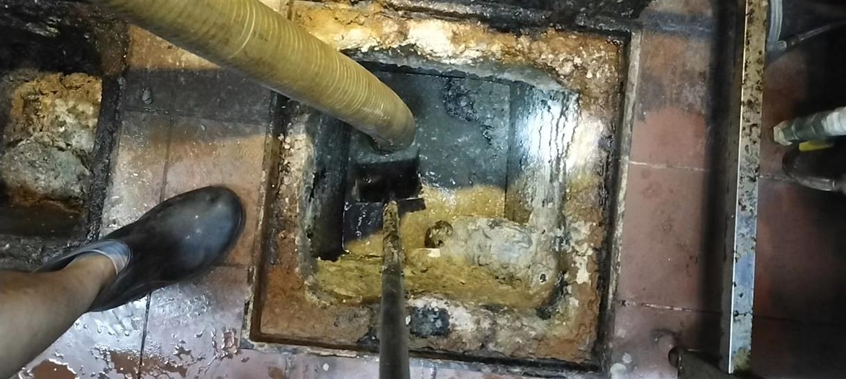 天台污水池清理一般都有毒气，怎么预防中毒呢？
