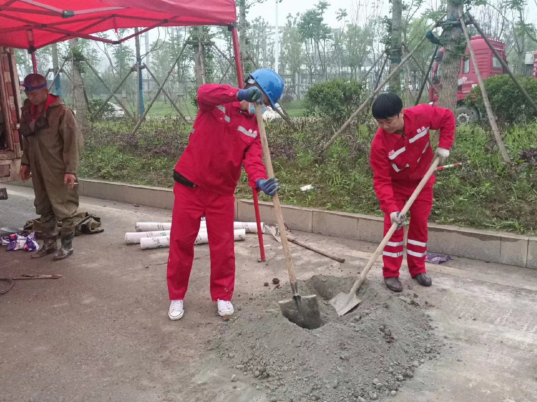 天台管道疏通哪家好】及时进行市政管道清淤